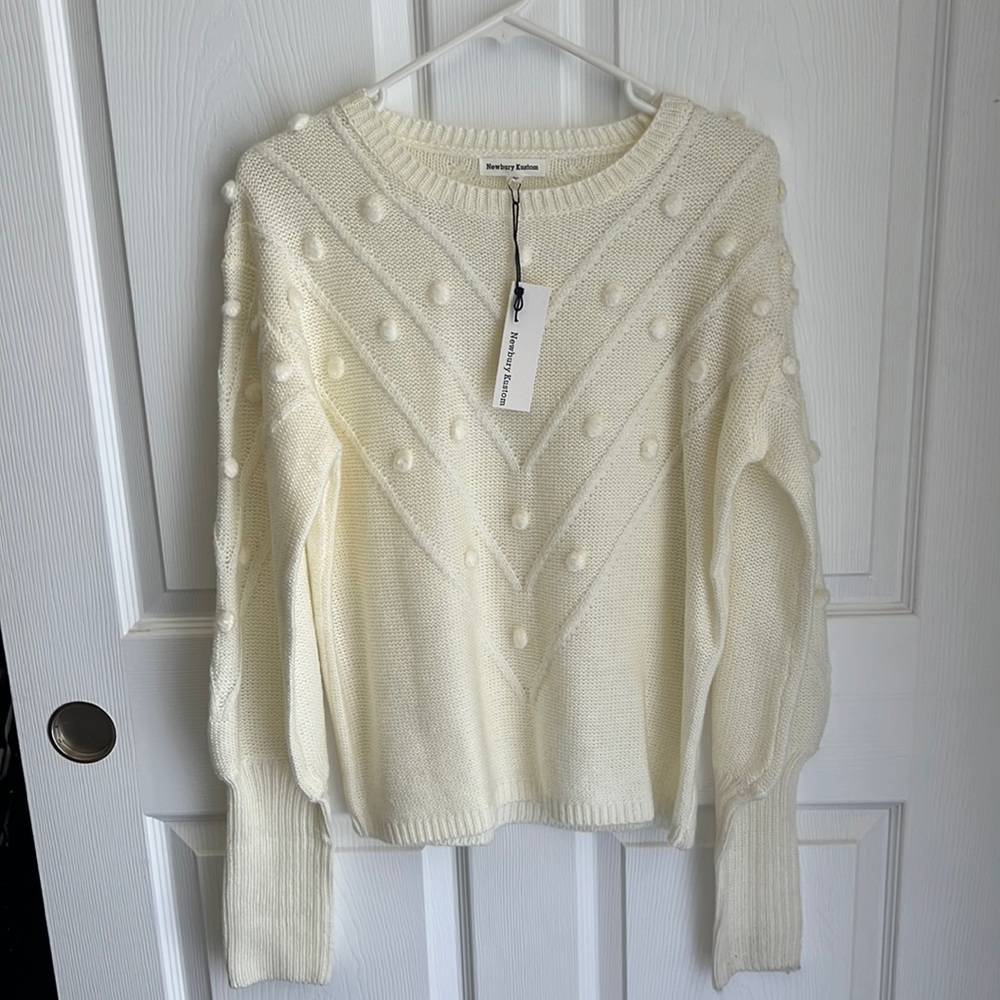 NWT ivory sweater